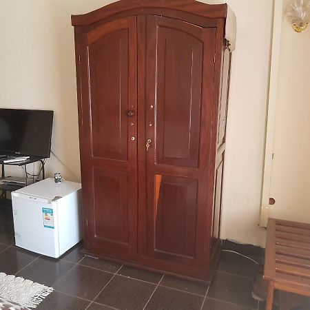 Centre D' Accueil Joli Reve Hotell Kisangani Eksteriør bilde